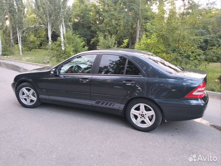 Mercedes-Benz C-класс 2.0 МТ, 2002, 362 637 км