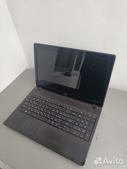 Acer core i-3, 6gb, GeForce GT 610m