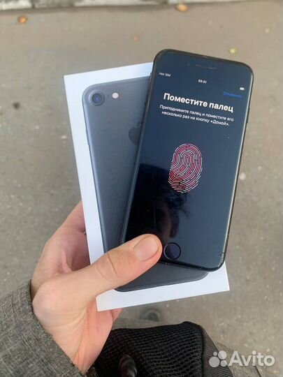 iPhone 7, 32 ГБ