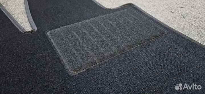 Водительский коврик для Mercedes-Benz w204, чёрн