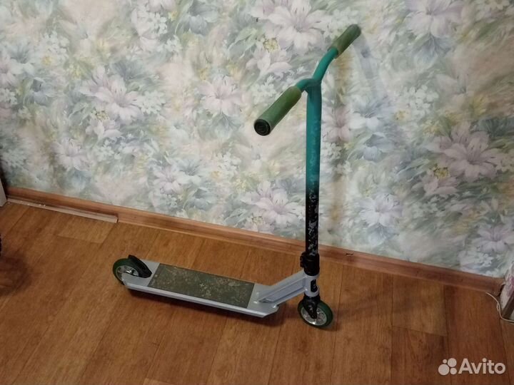 Самокат трюковый oxelo scooter