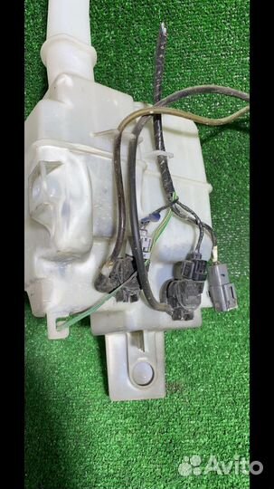 Бачок омывателя Mazda 6 1