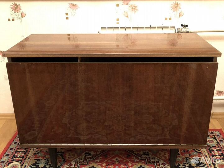 Тумба для белья,для телевизора