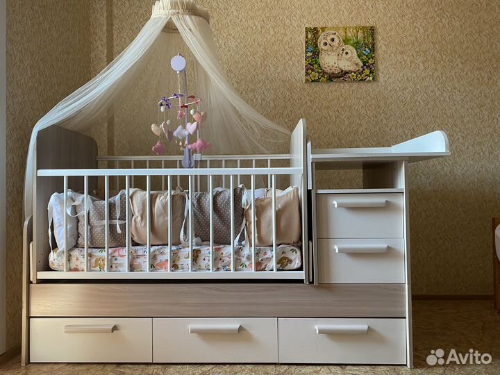 Детская кроватка с маятником, бортики, балдахин