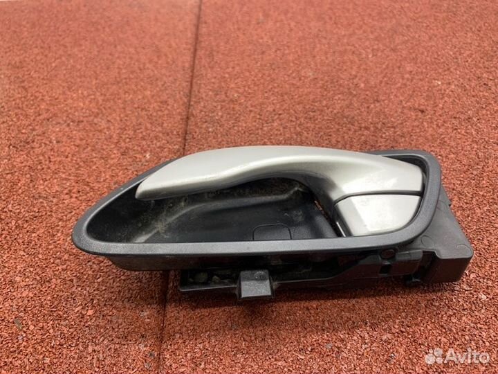 Ручка двери внутренняя передняя левая Kia Rio 4