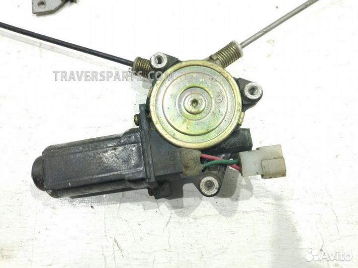 Стеклоподъемник электрический задний правый MR1351