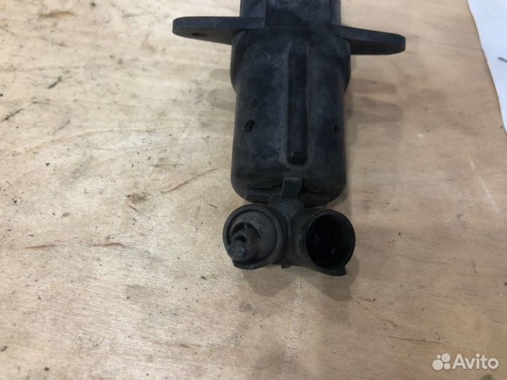 Форсунка омывателя фар Bmw 7 E65 N62B36 2003