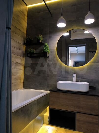 2-к. квартира, 55 м², 8/15 эт.