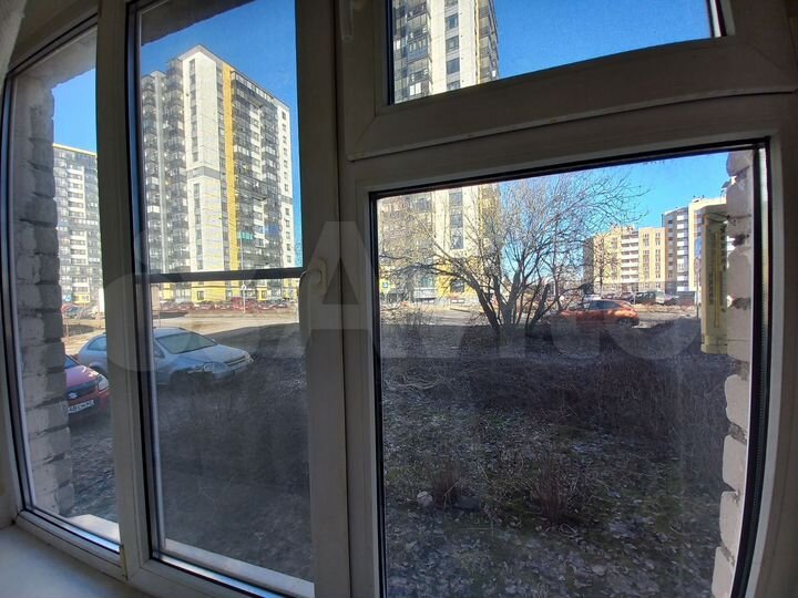 Комната 11 м² в 3-к., 1/2 эт.