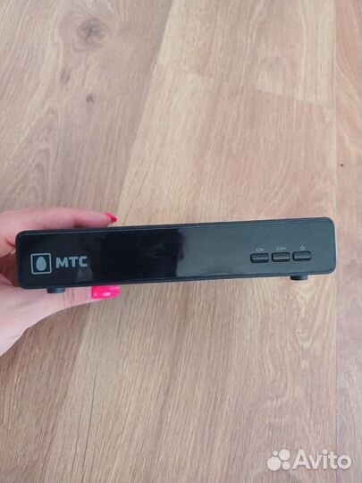 Спутниковая тарелка МТС и тв-приставка