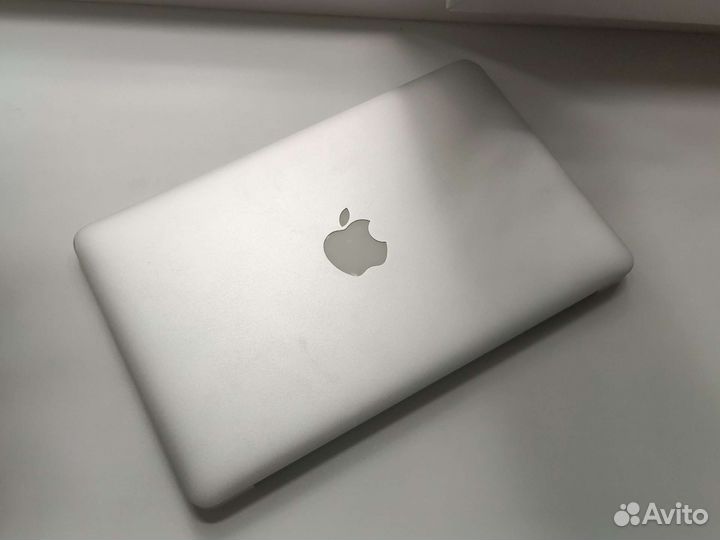Apple MacBook Air 11 2010 a1370