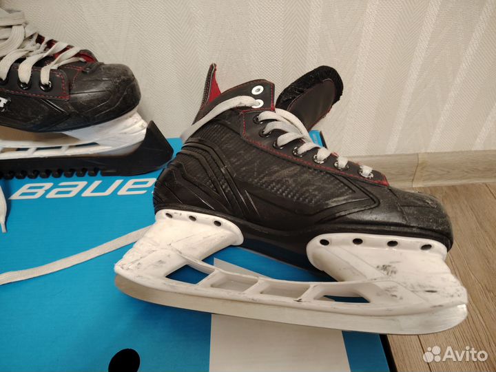 Хоккейные коньки bauer