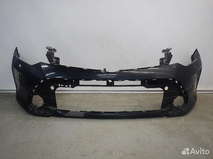 Бампер передний Toyota Camry