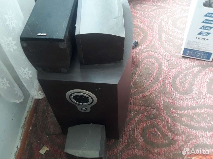 Продаю домашний кинотеатыр в хорошем состоянии