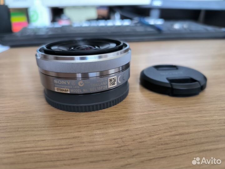 Sony 16 mm f 2.8 OSS
