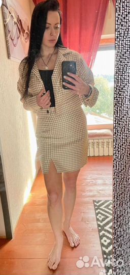 Костюм твид р.44-46 новый