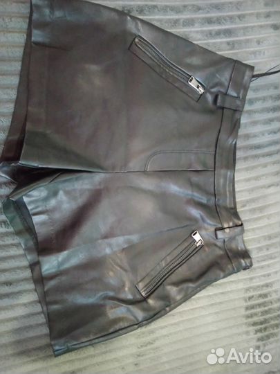 Шорты кожзам