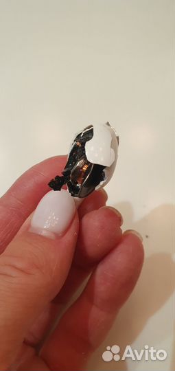 Раздавленный airpods, оригинал
