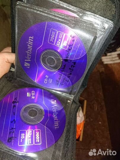 Диски в чехле с аудио книгами на англ