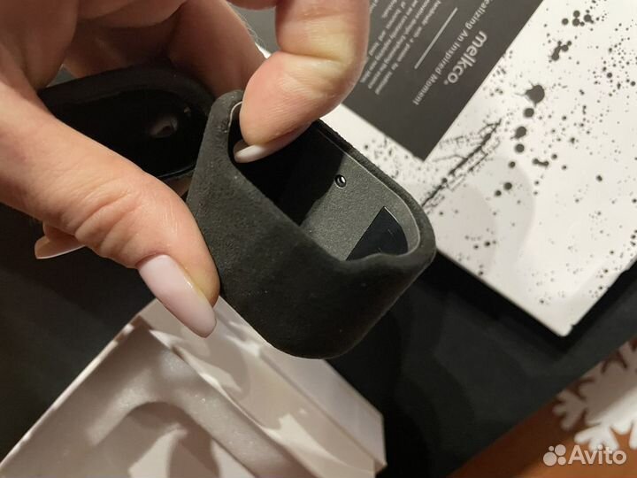 Чехол на airpods 1,2. Новый. Premium Alkantara