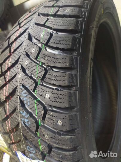 Toyo Observe Ice-Freezer 235/45 R18