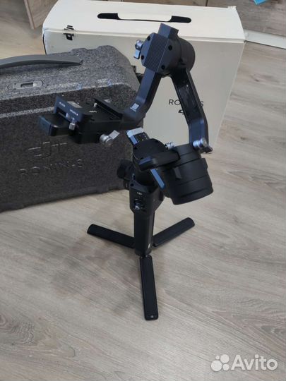 Стабилизатор dji ronin s focus kit