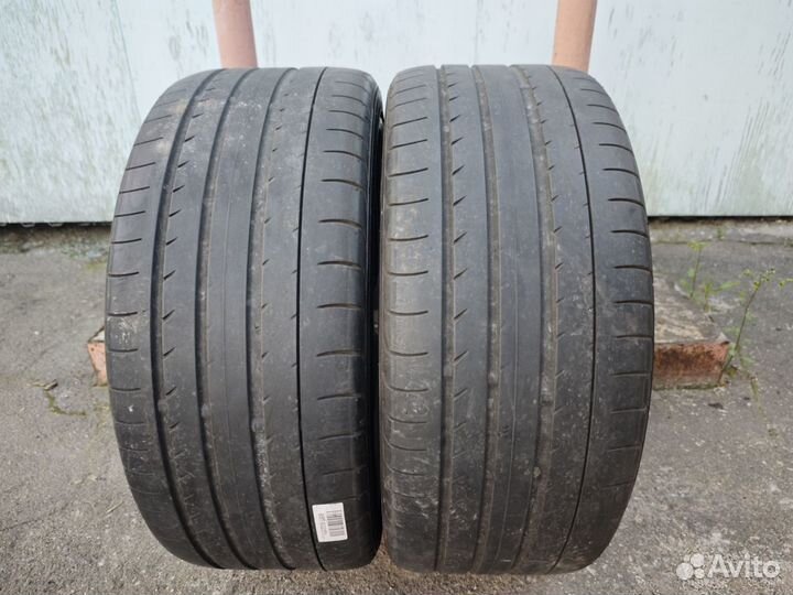 Yokohama Advan Sport V105 255/30 R20 92Y