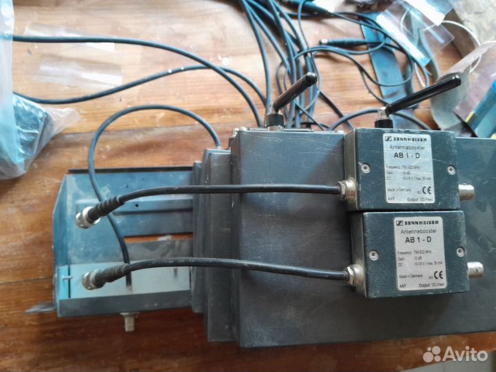 Sennheiser AB1-D антенный усилитель