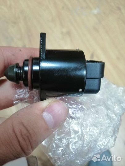 Клапан холостого хода SMW299933