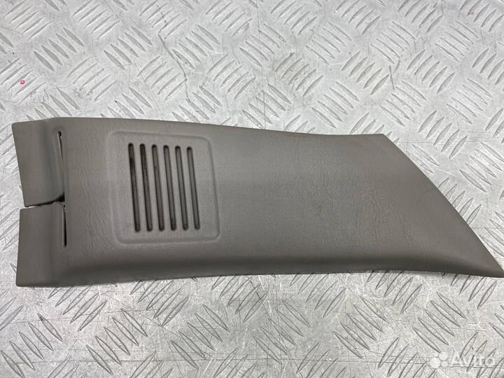 Б/У Пластик салона (обшивка салона) задний правый