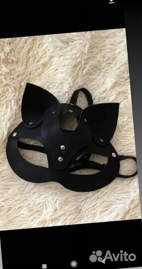 Маска кошки из кожи