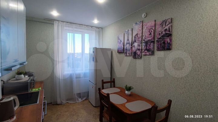 2-к. квартира, 57 м², 14/16 эт.