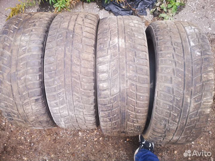 Kumho Power Grip 744 225/55 R17