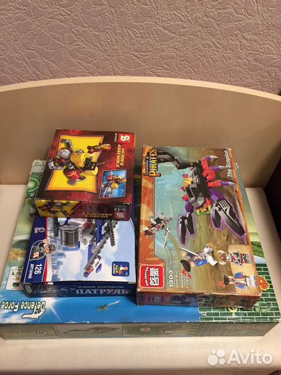 Lego россыпью, наборы в коробках
