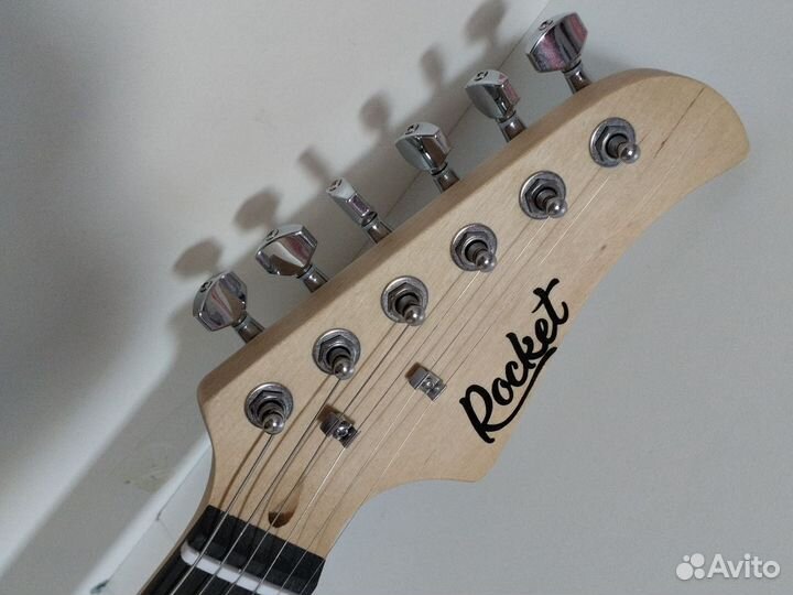 Электро гитара