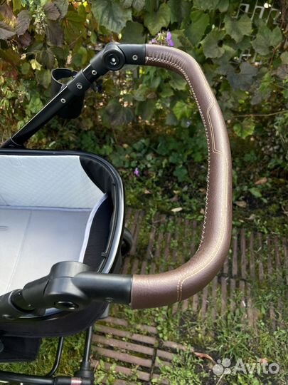 Коляска десткая