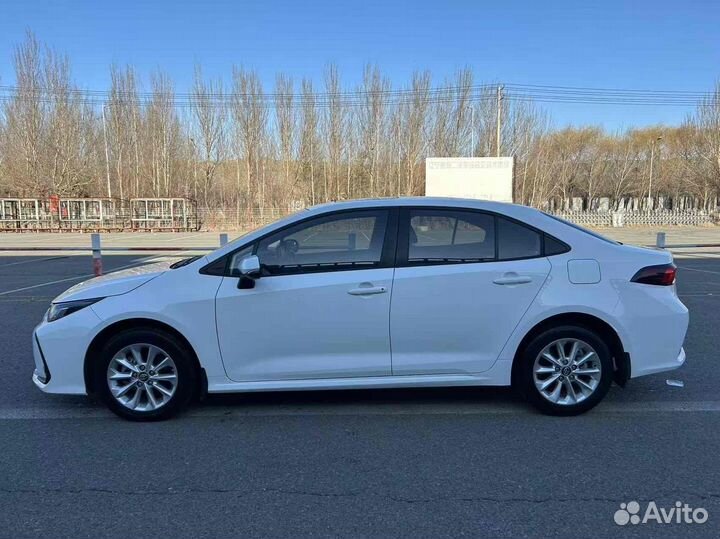 Toyota Corolla 1.2 CVT, 2021, 29 000 км