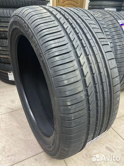 Kinforest KF550-UHP 275/40 R20