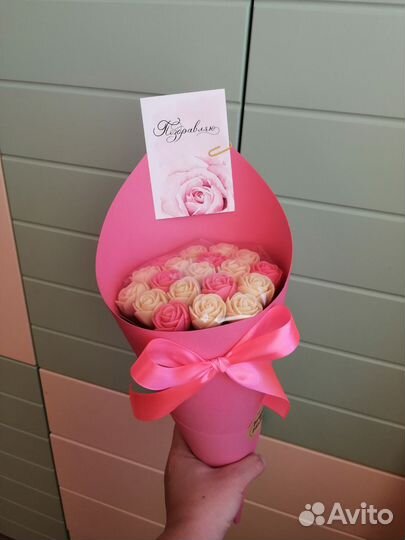 Сладкий букет из 19 шоколадных роз