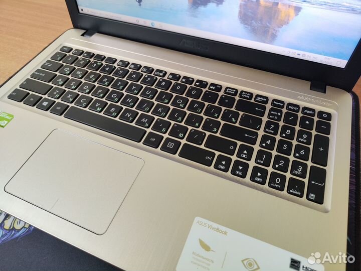 Игровой ноутбук Asus