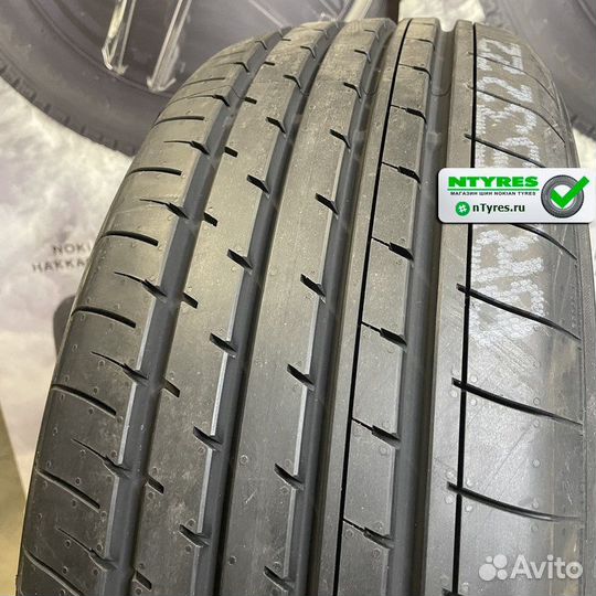 Yokohama BluEarth-XT AE61 215/60 R17 96V