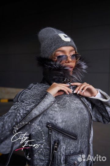 Дубленка из натуральной овчины с мехом чернобурки