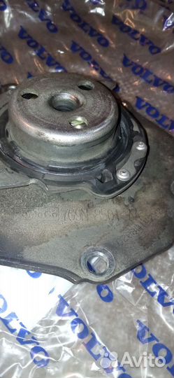 Помпа системы охлаждения volvo 3.2