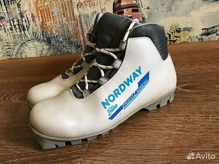 Лыжные ботинки Nordway 37 женские