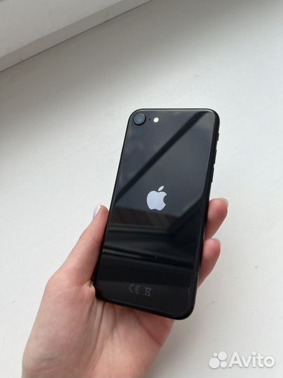 iPhone SE (2020), 64 ГБ