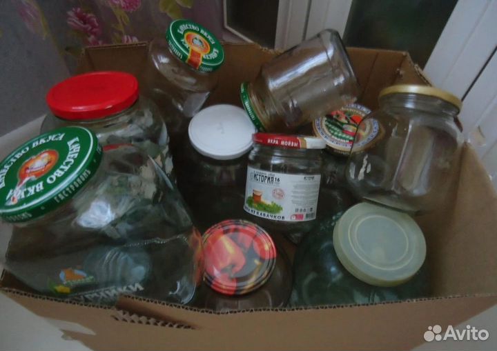 Отдам балоны и банки