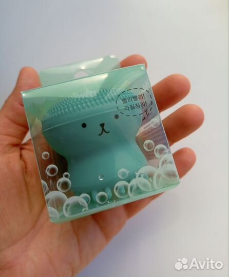 Щёточка для очищения лица