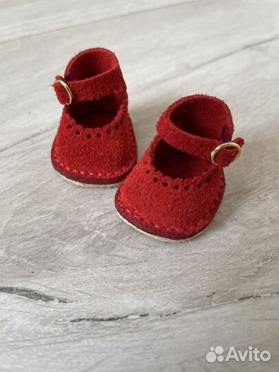 Обувь для кукол