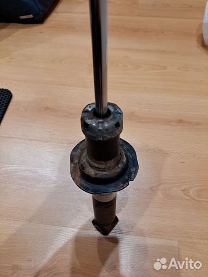 Стойки на nissan almera classic