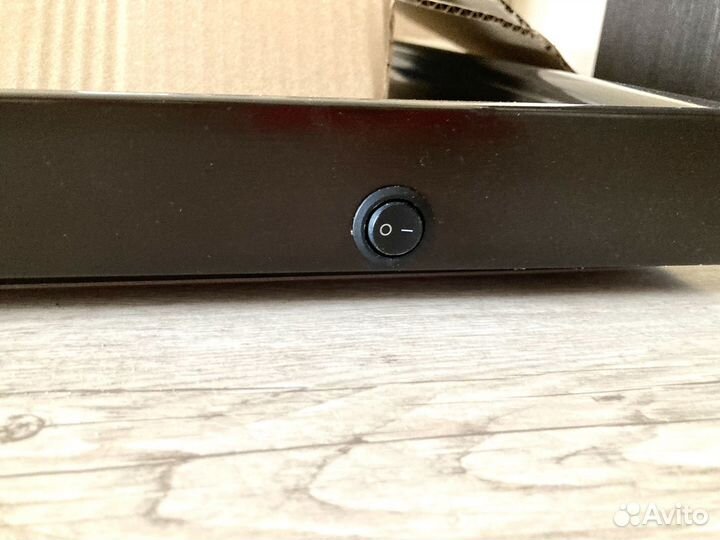 Зеркало настенное с подсветкой